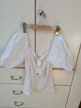 H&M Puff Sleeves Top